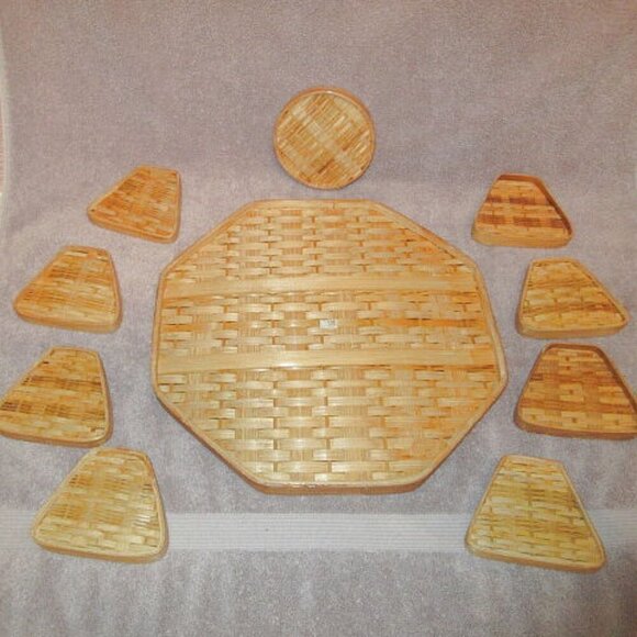 Vtg 70s Bamboo Wicker Serving Tray & Coasters 11 Piece Set Cocktails Party MCM - Picture 3 of 6